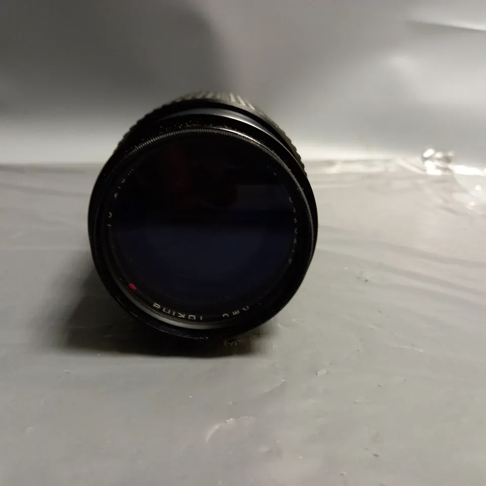 TOKINA 70-210MM 1:4 8423279 CAMERA LENS WITH CARRY CASE