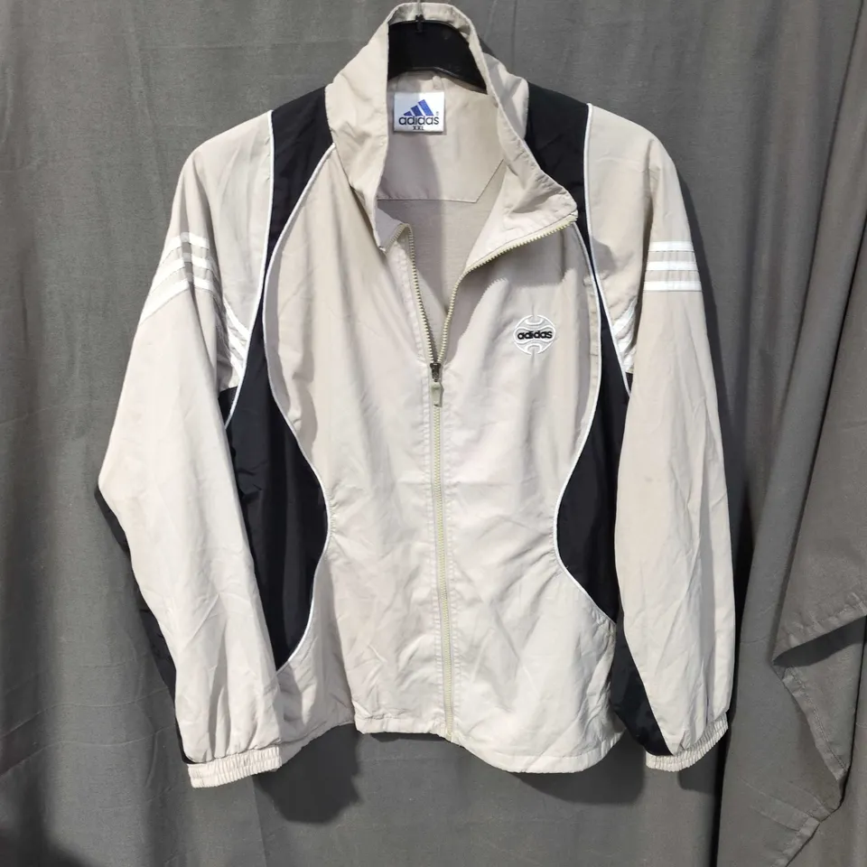 ADIDAS WINDBREAKER JACKET – BEIGE WITH BLACK PANELS, UK XXL