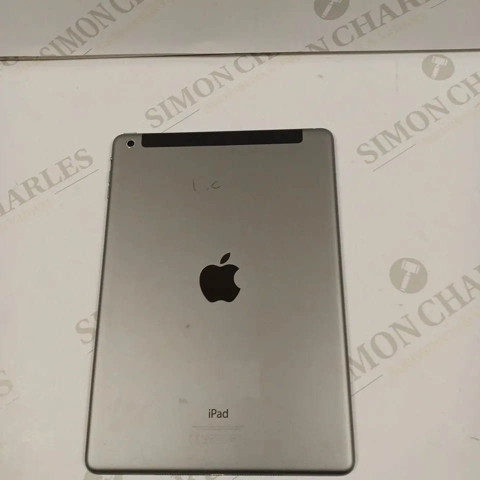 APPLE IPAD AIR A1475