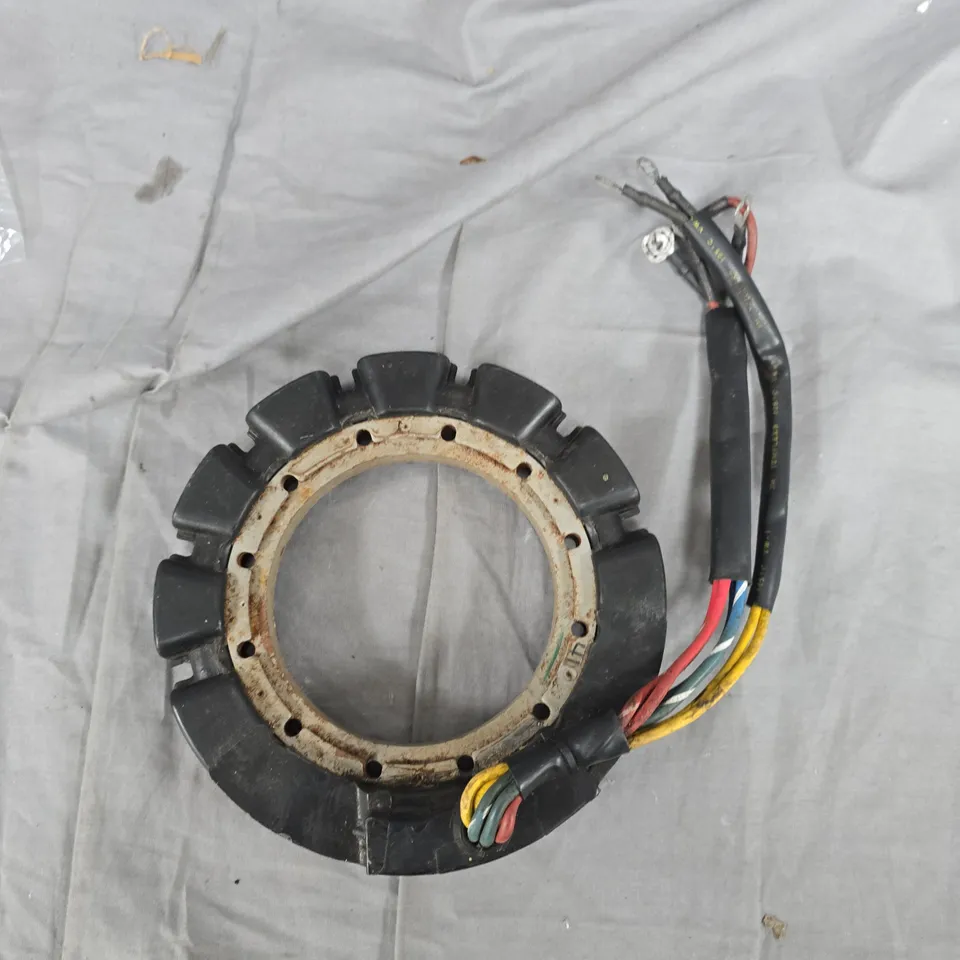 Vehicle electrical rotor/stator ring assembly with wiring harness 