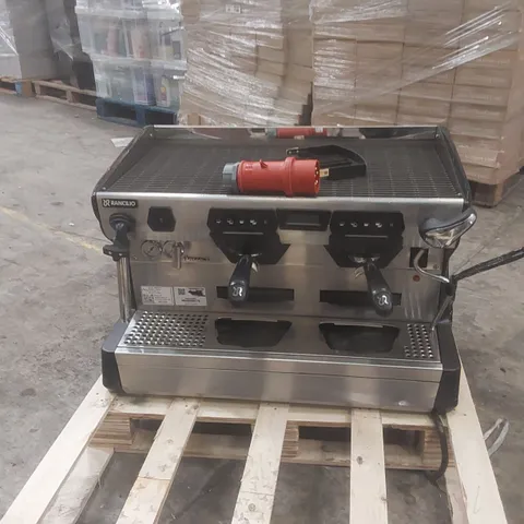 RANCILIO CLASSE 7 COMMERCIAL 2 GROUP COFFEE MACHINE