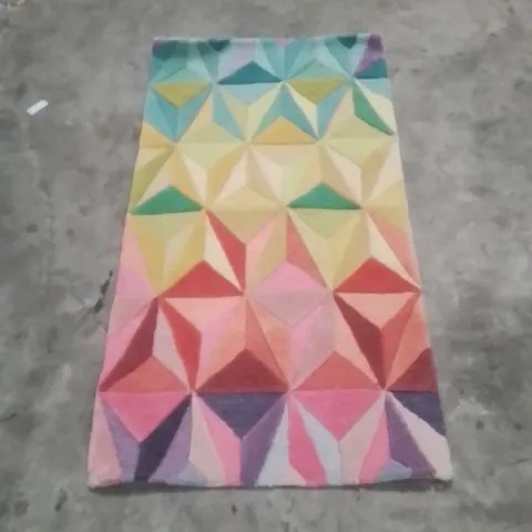 QUALITY DESIGNER AREA RUG - APPROXIMATELY 160X80CM