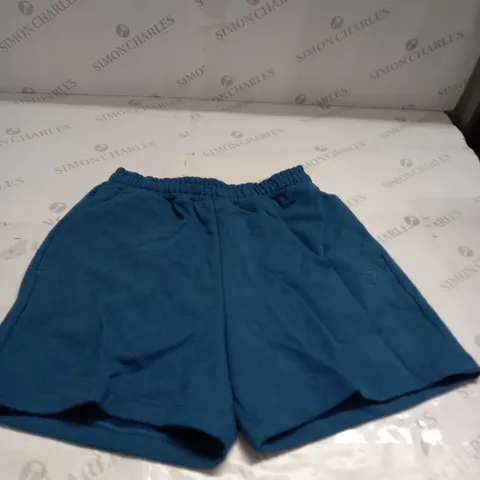 GYMSHARK FLEECED SHORTS SIZE S