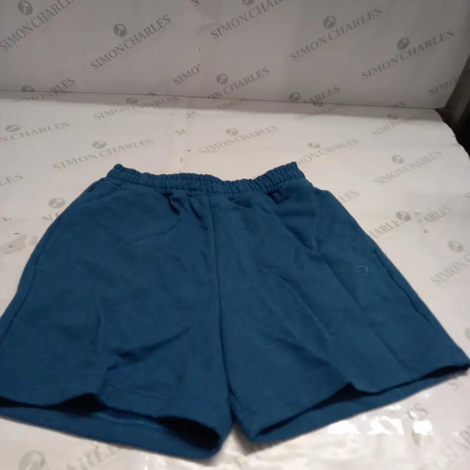 GYMSHARK FLEECED SHORTS SIZE S