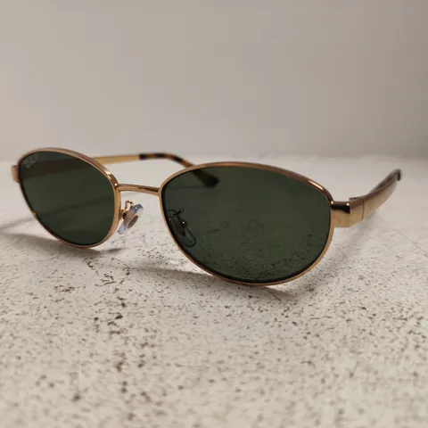 RAY-BAN SUNGLASSES ORB3774D – GOLD FRAME, DARK GREEN POLARISED LENSES