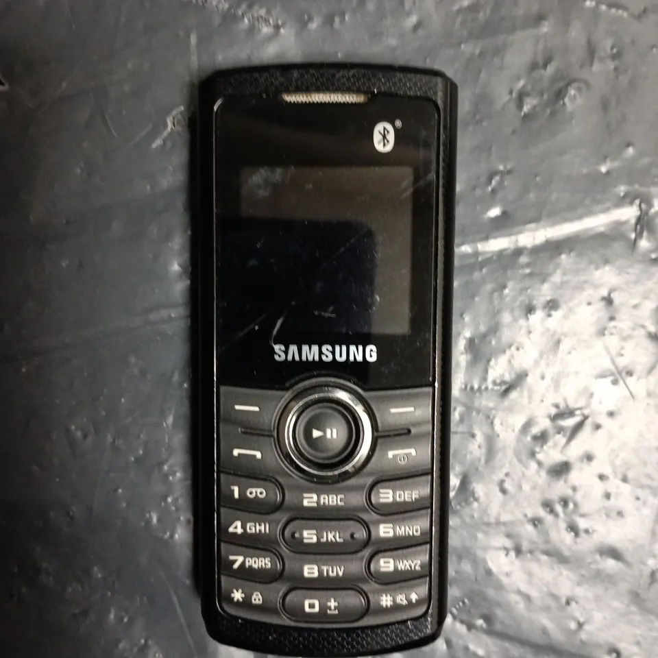 SAMSUNG MOBILE PHONE - MODEL UNSPECIFIED 