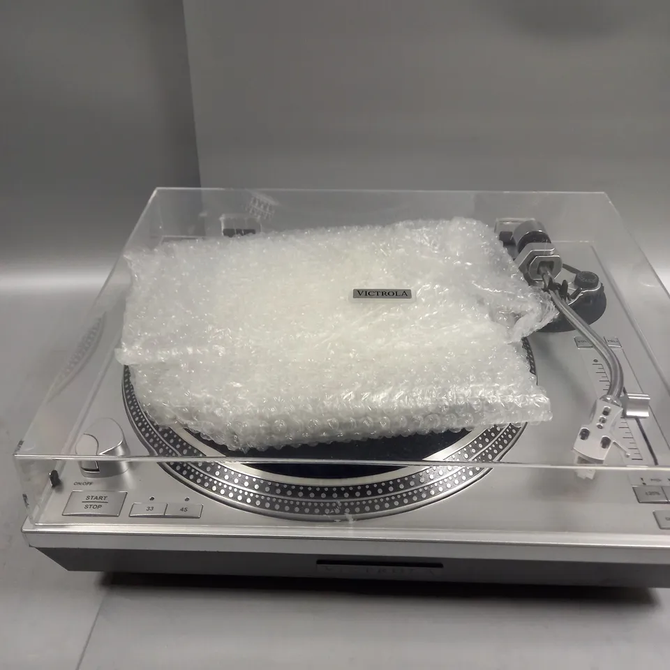 VICTROLA VPRO-2000 TURNTABLE 
