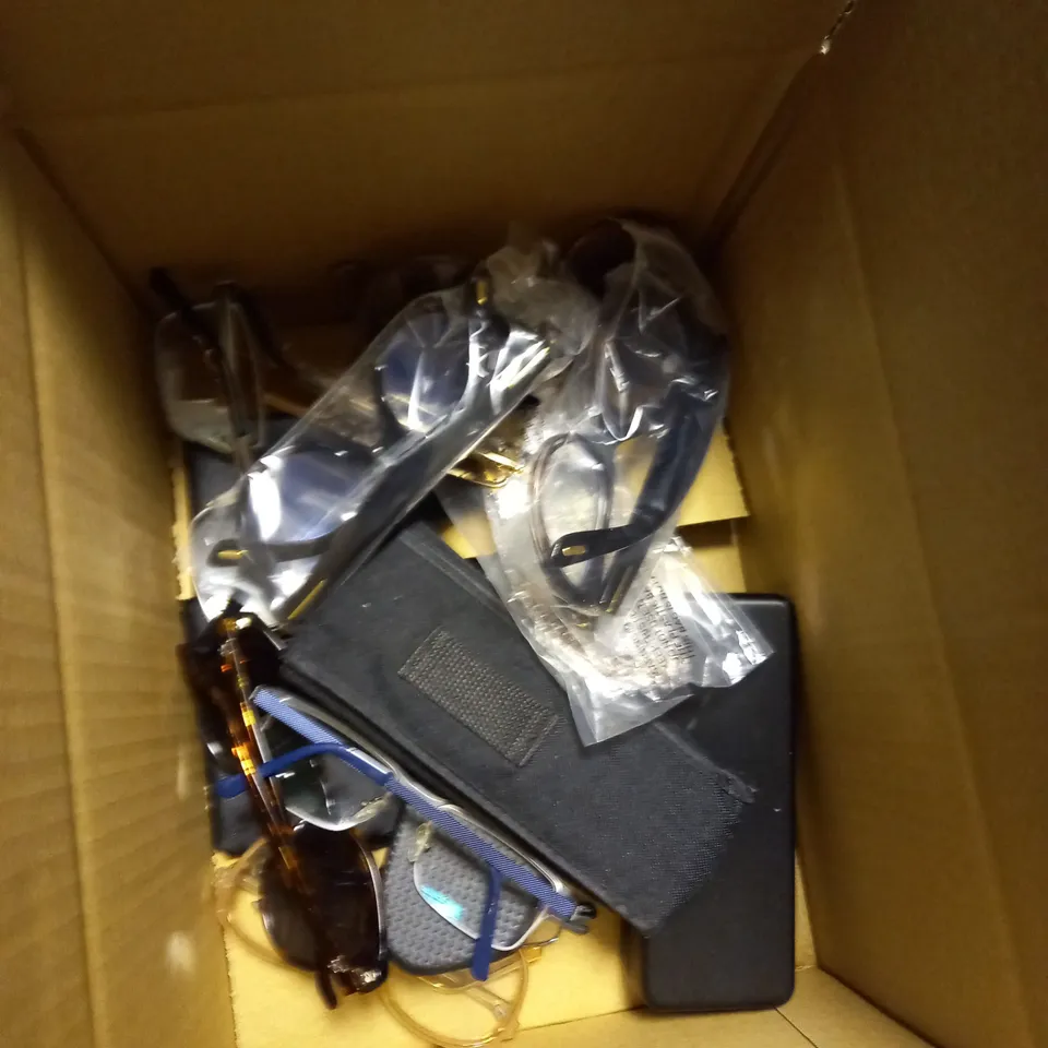 BOX OF APPROXIMATELY 10 PAIRS OF GLASSES/SUNGLASSES TO INCLUDE PLT, HALSTROM, LYLE & SCOTT ETC