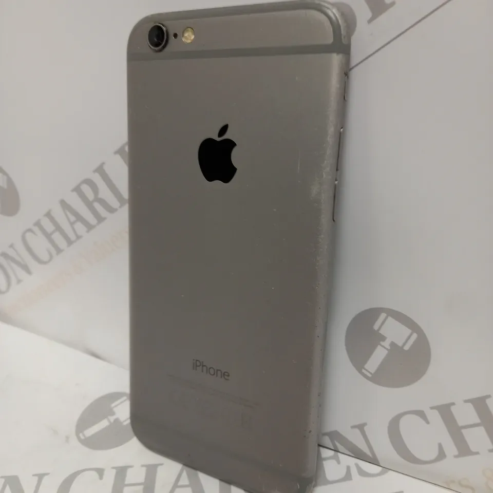 APPLE IPHONE 6 - SILVER 
