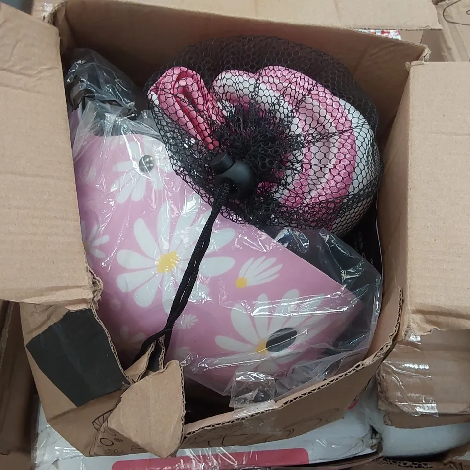 BOXED KAYMAN KIDS HELMET AND PAD SET