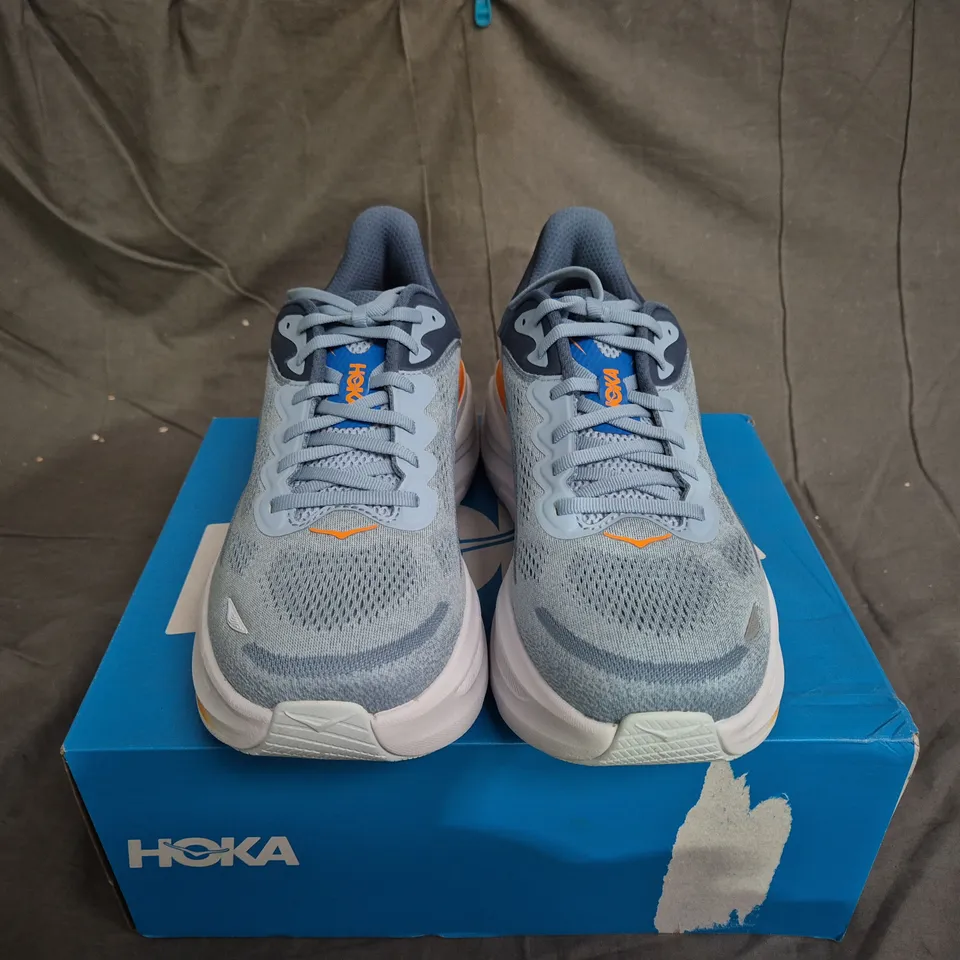 BOXED PAIR OF MENS HOKA BONDI 9 RUNNING TRAINERS - UK SIZE 10.5