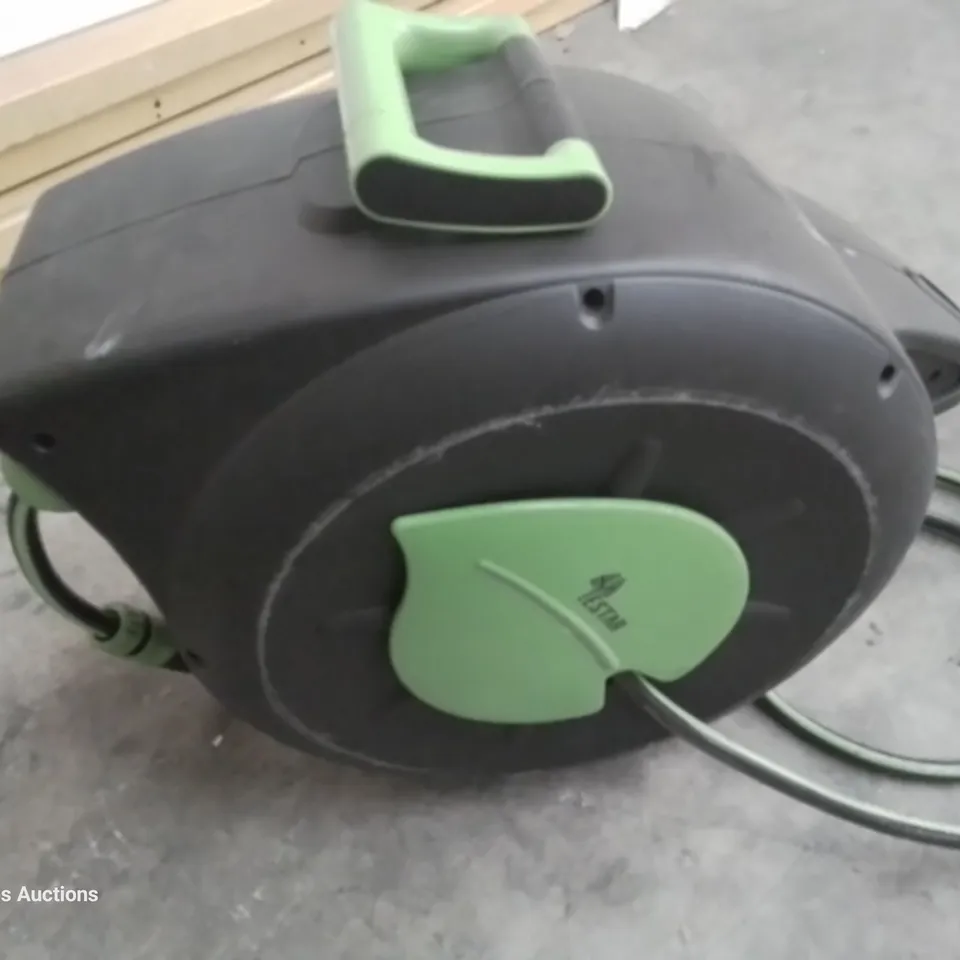 YESTAR HOSE & WALL MOUNTED REEL