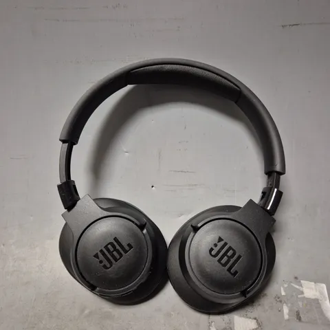 JBL BLACK WIRELESS TUNE 720BT HEADPHONES