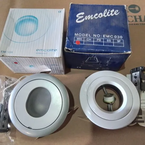 PALLET CONTAINING A LARGE QUANTITY OF EMCOLITE DOWNLIGHTS TO INCLUDE EMC028 AND EMC028