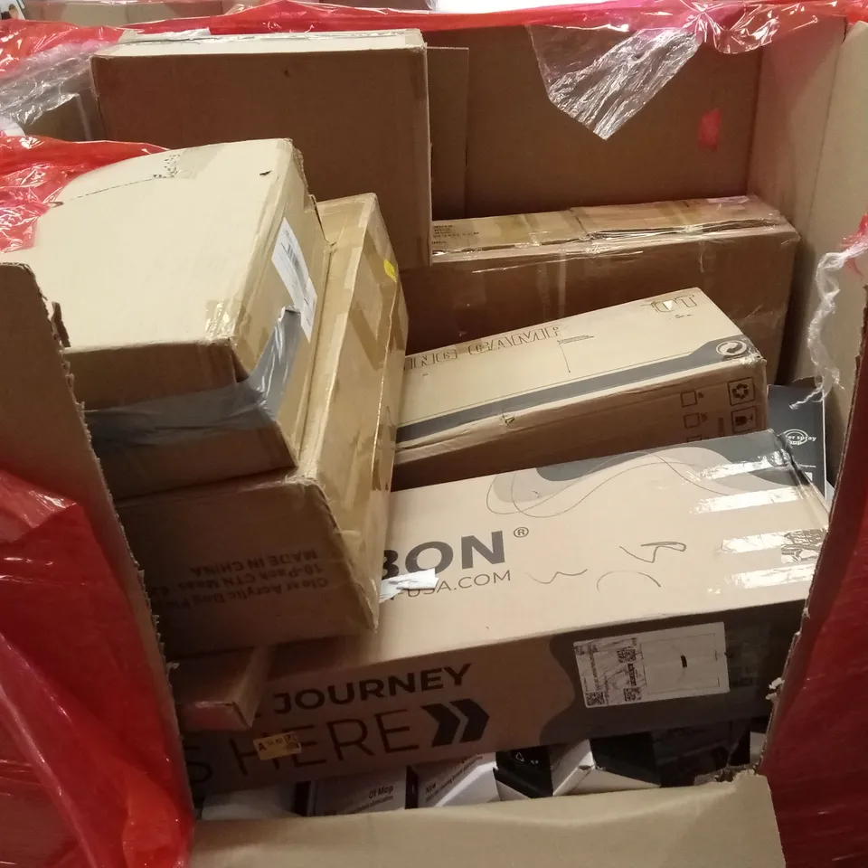 PALLET OF ASSORTED HOUSEHOLD GOODS AND PRODUCTS TO INCLUDE; A LARGE QUANTITY OF WATER SPRAY MOPS, CARPET CLEANER, VACUUM CLEANER, FOLDING CAMPING COT, BOXED FURNITURE ETC