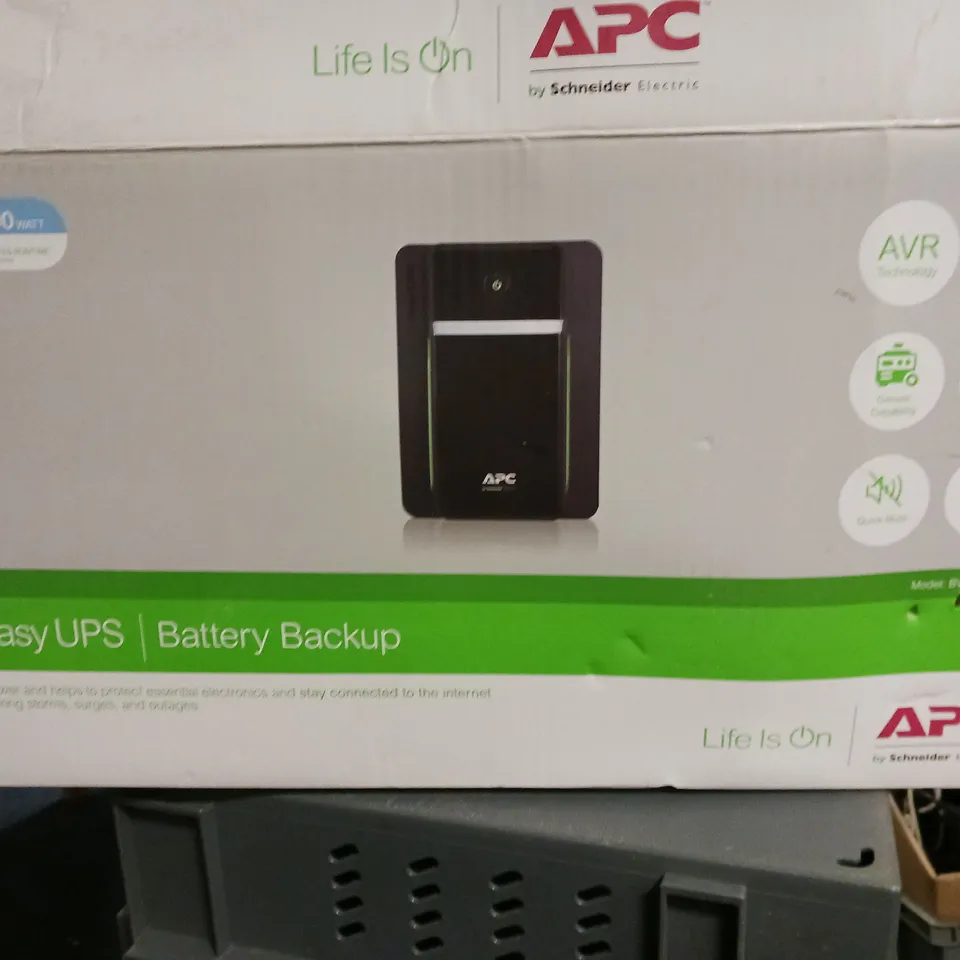 APC EASY UPS BATTERY BACKUP