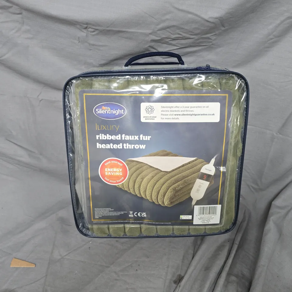 SILENT NIGHT RIBBED FAUX FUR HEATED THROW IN GREEN - 120X160CM