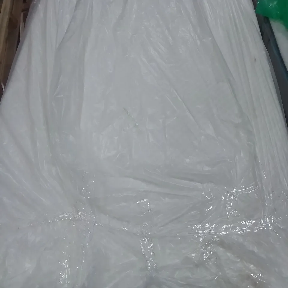 BAGGED MATTRESS - APPROX 135X190CM