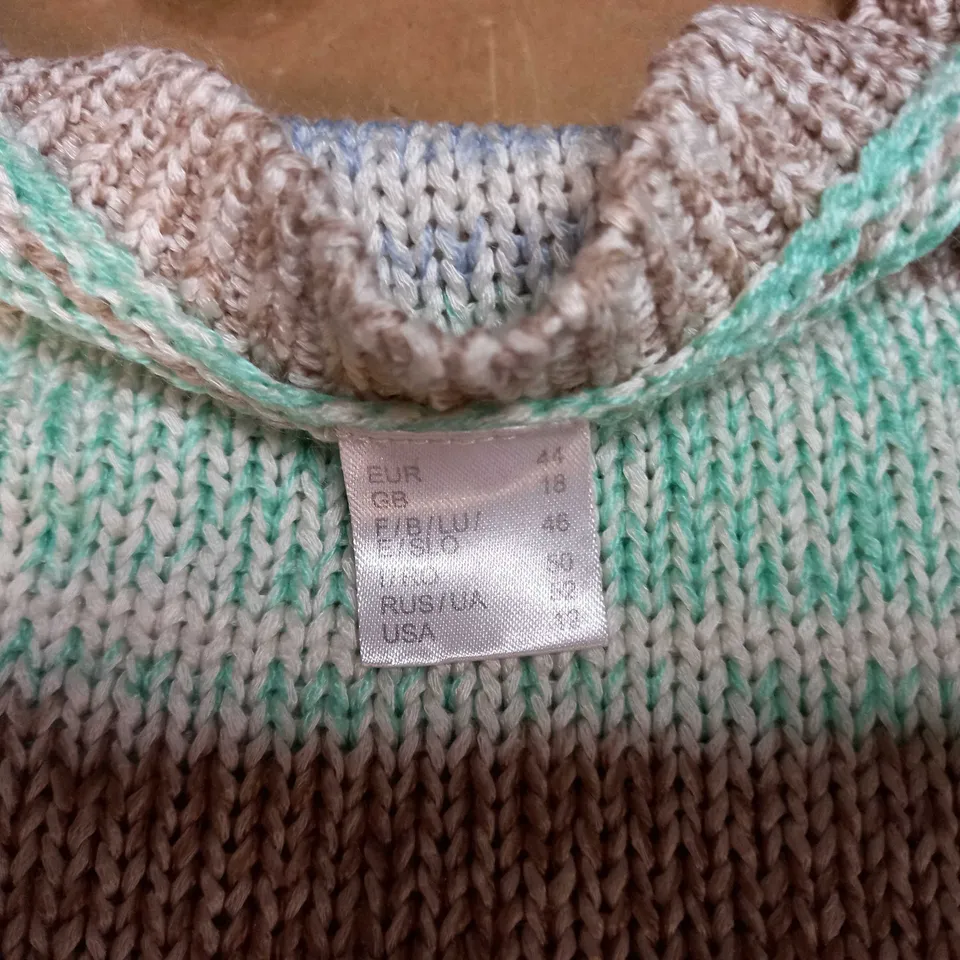 H&M STRIPED KNITTED JUMPER - SIZE 18 