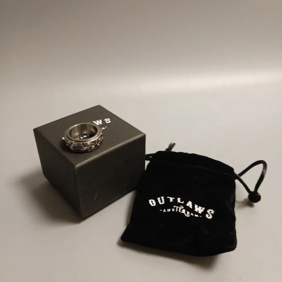 OUTLAWS AMSTERDAM THE EYES SILVER SPINNING RING SIZE 8