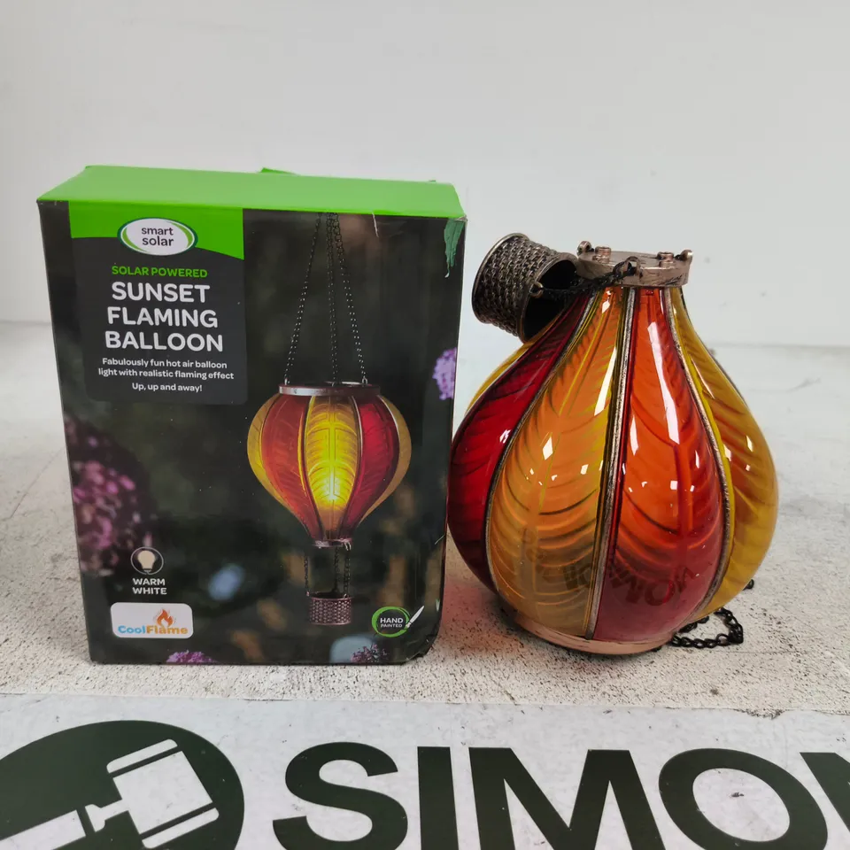 SMART SOLAR SUNSET FLAMING BALLOON – SOLAR POWERED GARDEN LANTERN