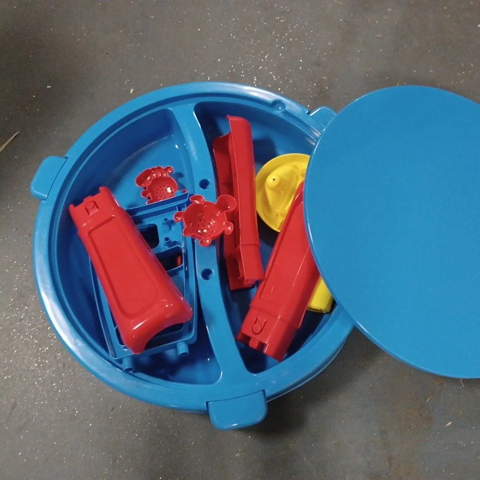 DOLU UNICON WATER AND SAND ACVTIVITY TABLE  RRP £44.99