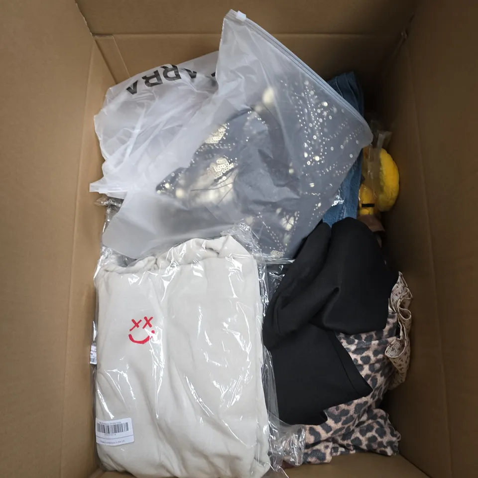 LARGE BOX OF APPROXIMATELY 20 ASSORTED CLOTHING ITEMS IN VARIOUS SIZES, STYLES AND COLOUR 