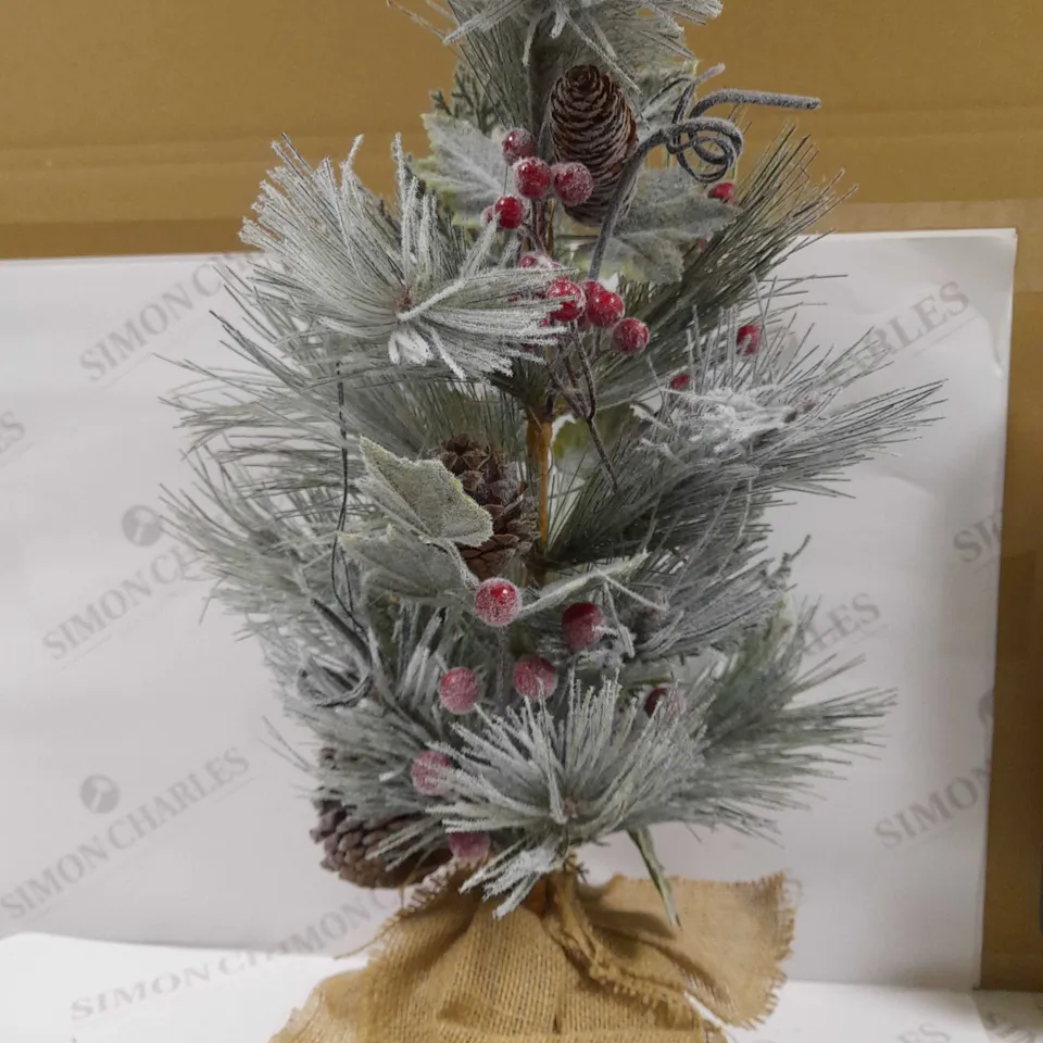 IVY & PINECONE TABLE TOP TREE  RRP £29.99