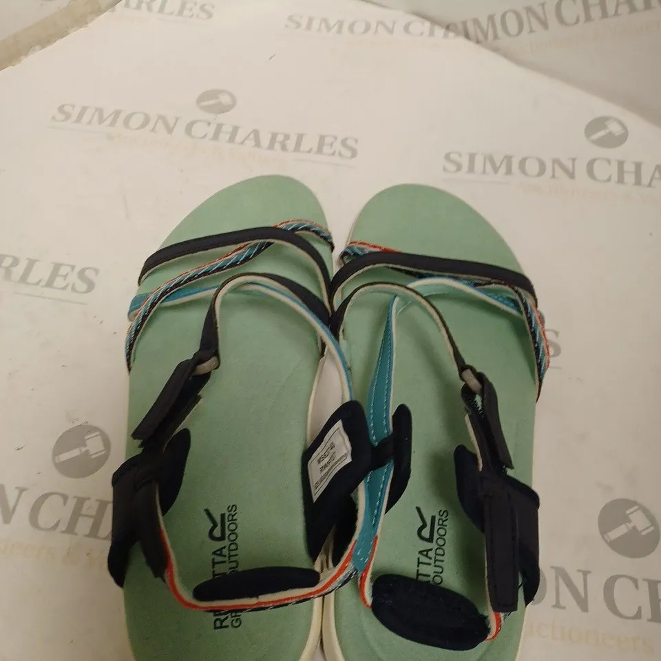 REGATTA LADY SANTA ROMA SANDALS SIZE 6