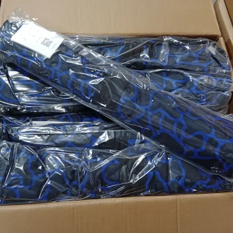 BOX OF APPROXIMATELY 30 X BRAND NEW BRASS MONKEY DIP MATS - WATER DESIGN // SIZE: S