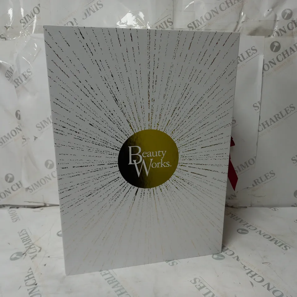 BOXED BEAUTY WORKS CHRISTMAS ADVENT CALENDAR 