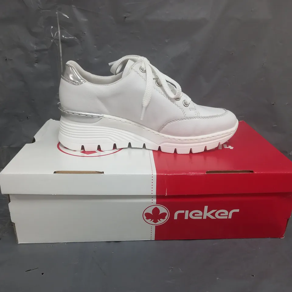 RIEKER WEDGE PLATFORM TRAINERS WHITE SIZE 4