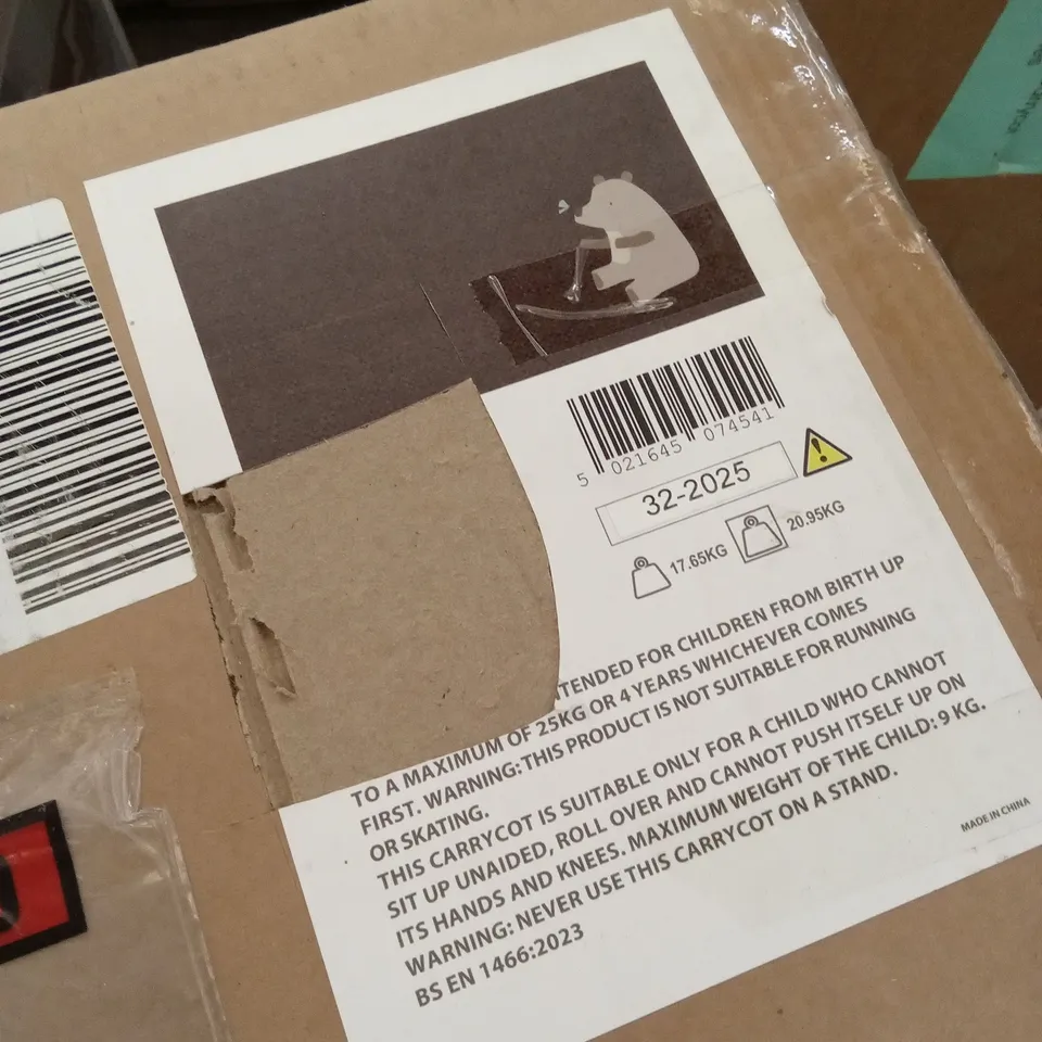 BOXED COSATTO GIGGLE 4 CAR SEAT BUNDLE AND TRAVEL SYSTEM