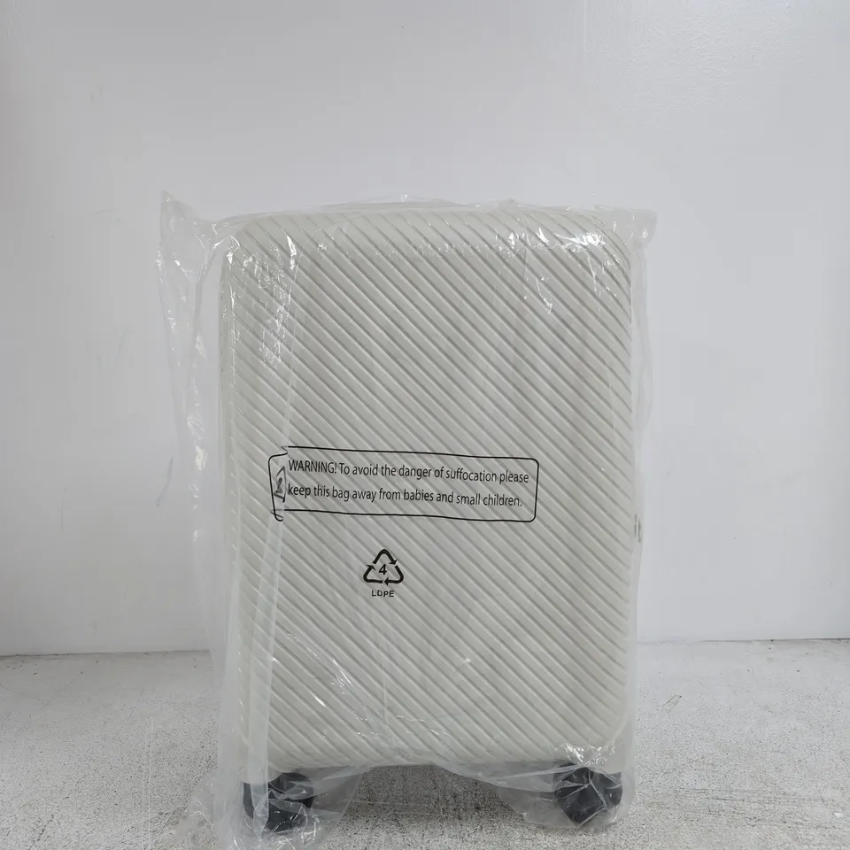 NERE BONDI PP 56CM HARD CASE SUITCASE ON WHEELS