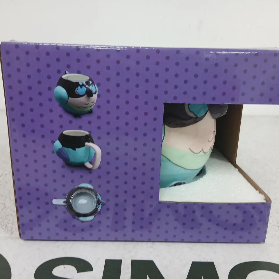 ASSORTED JAIDEN ANIMATIONS PRODUCTS TO INCLUDE; EIGHT MUGS AND SIX PLUSH