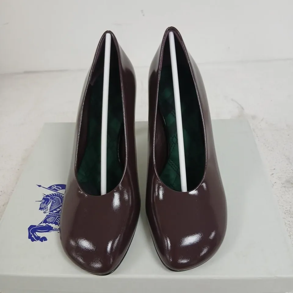 BURBERRY BURGUNDY PATENT LEATHER HIGH HEEL PUMPS – UK 3 (EU 36)