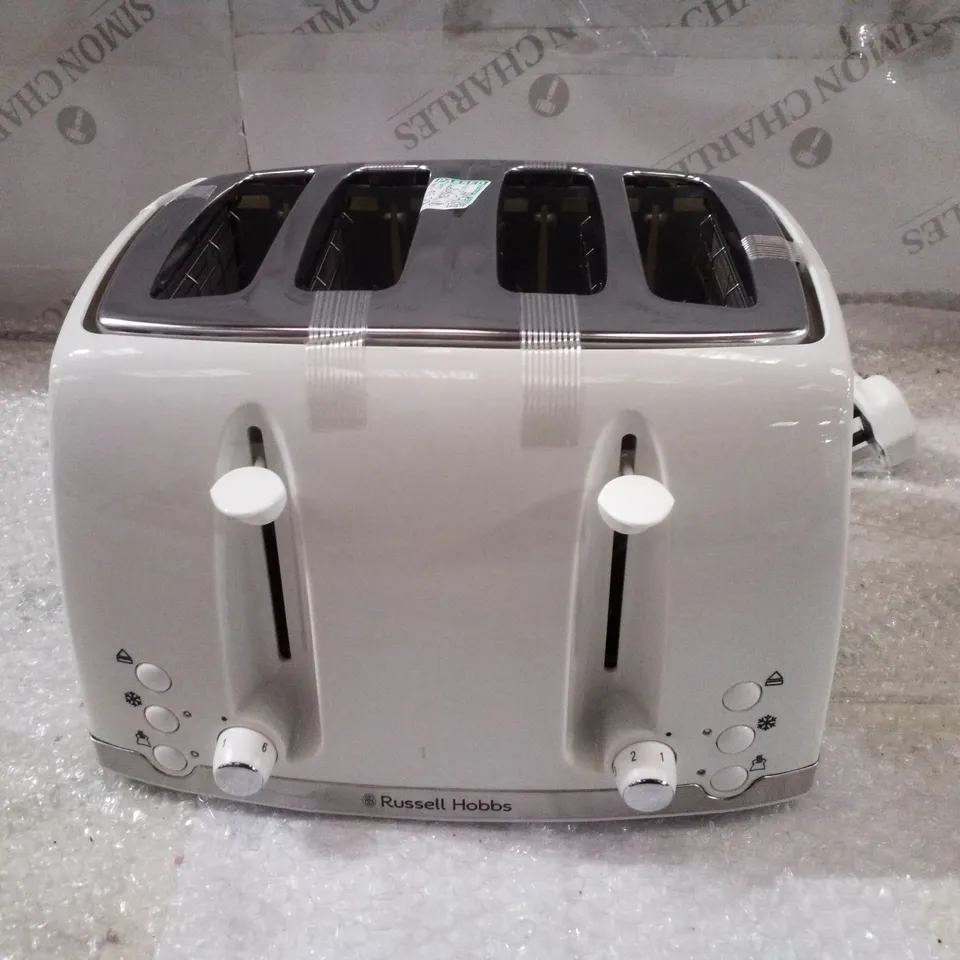 BOXED RUSSELL HOBBS HONEYCOMB WHITE 4 SLICE TOASTER 