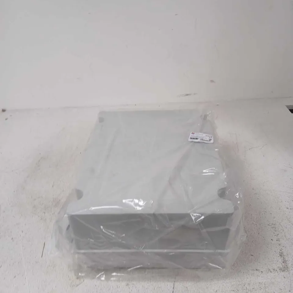 WATERTIGHT ENCLOSURE BOX WITH GREY LID, 376×300×180 MM (HALOGEN FREE) – ADAPTABLE BOX 