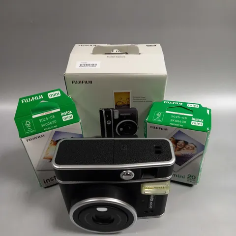 BOXED FUJIFILM INSTAX MINI 40 INSTANT CAMERA