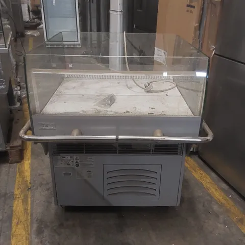 JBG 2 LDF-0,7-07 REFRIGERATED DISPLAY COUNTER