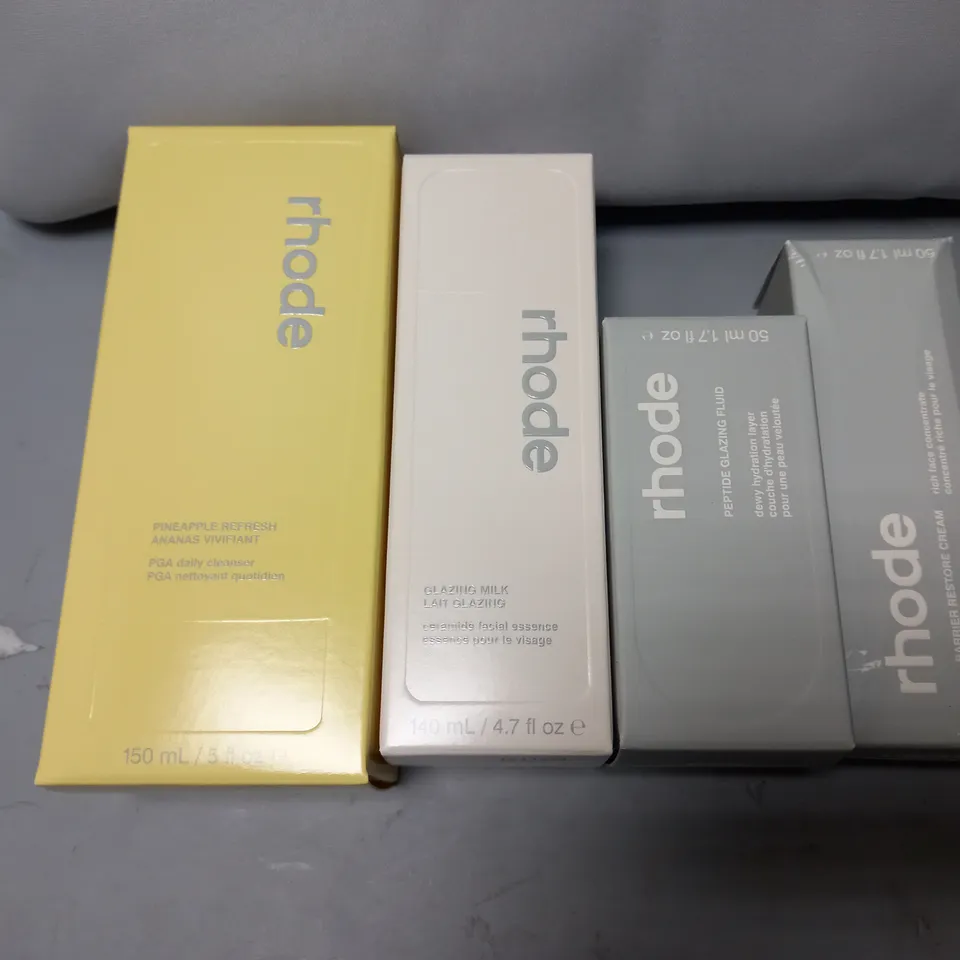 RHODE 4-PIECE BEAUTY SET IN GREY BAG