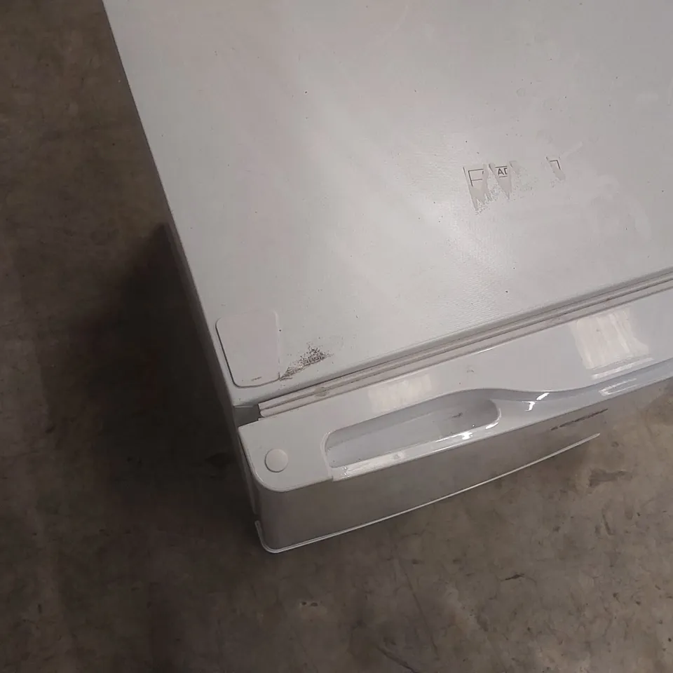 LOGIK L198CFW23 CHEST FREEZER - WHITE