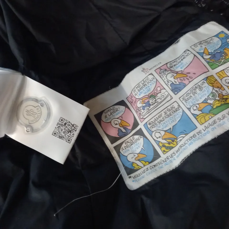 MONCLER GLOSS BLACK PADDED COAT - 2