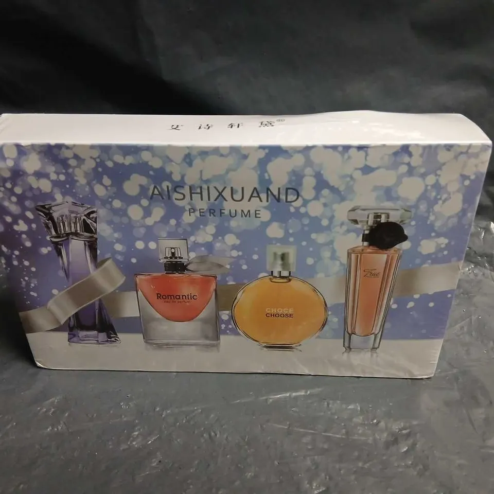 BOXED AISHIXUAND PERFUME MINIATURES COLLECTION