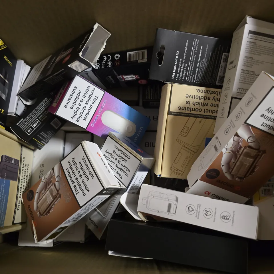 BOX OF APPROXIMATELY 18 ASSORTED E-CIGARETTES PRODUCTS TO INCLUDE - VOOPOO , VAPORESSO , SMOK