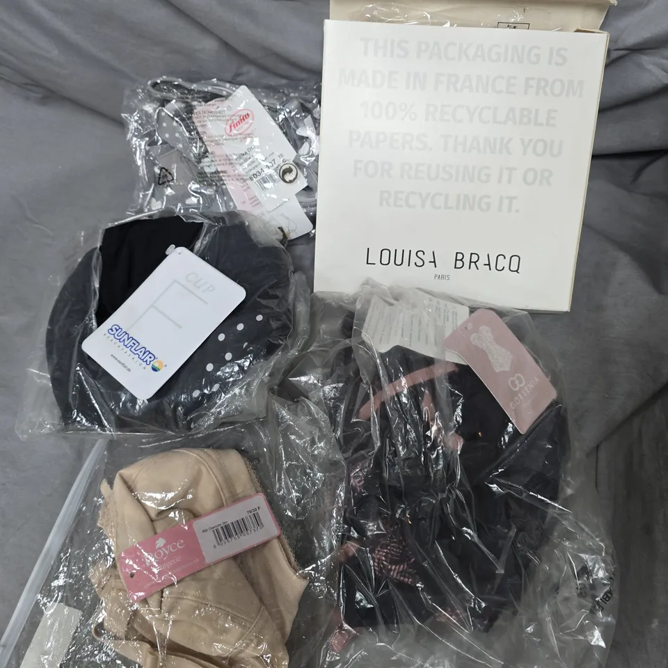 APPROXIMATELY 25 ASSORTED WOMEN'S CLOTHING PRODUCTS IN VARIOUS BRANDS TO INCLUDE SUNFLAIR, LOUISA BRACQ, ANITA, ROYCE, GORSENIA ETC