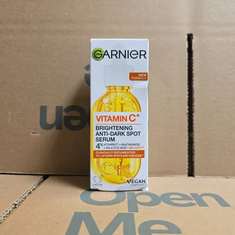 GARNIER VITAMIN C BRIGHTENING ANTI-DARK SPOT SERUM (30ML)