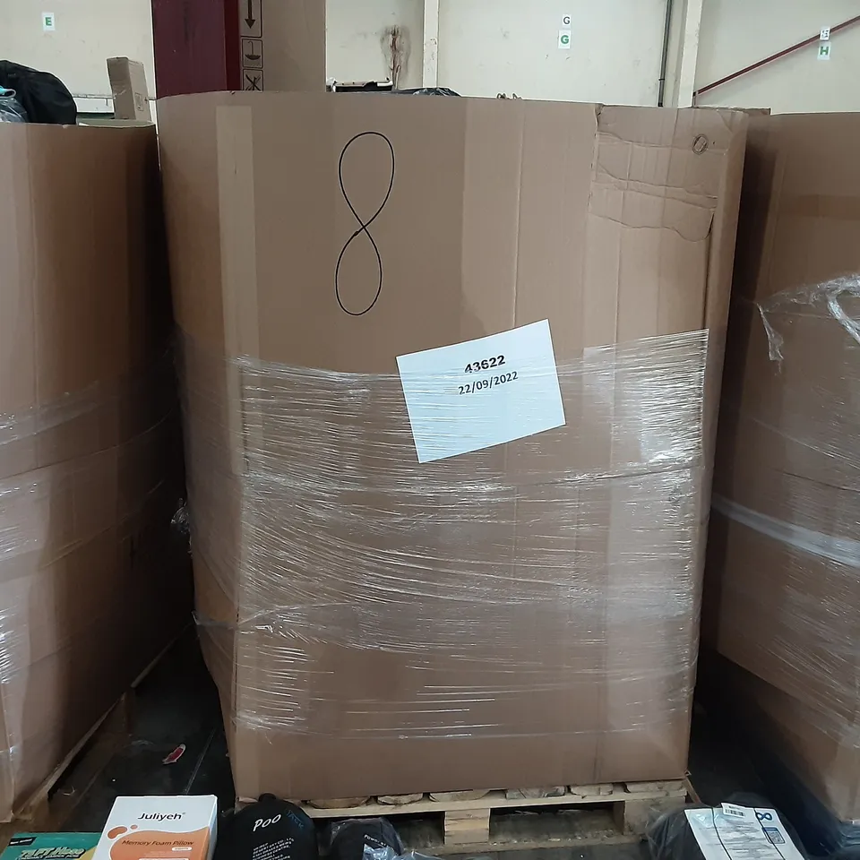 PALLET OF ASSORTED PRODUCTS TO INCLUDE FLEXI HOSE, INFINITE BACK CUSHION, INFINITE GEL INFUSED WHEELCHAIR CUSHION, POOTACK, JULIE MEMORY FOAM PILLOW, GADA GARDEN HOSE
