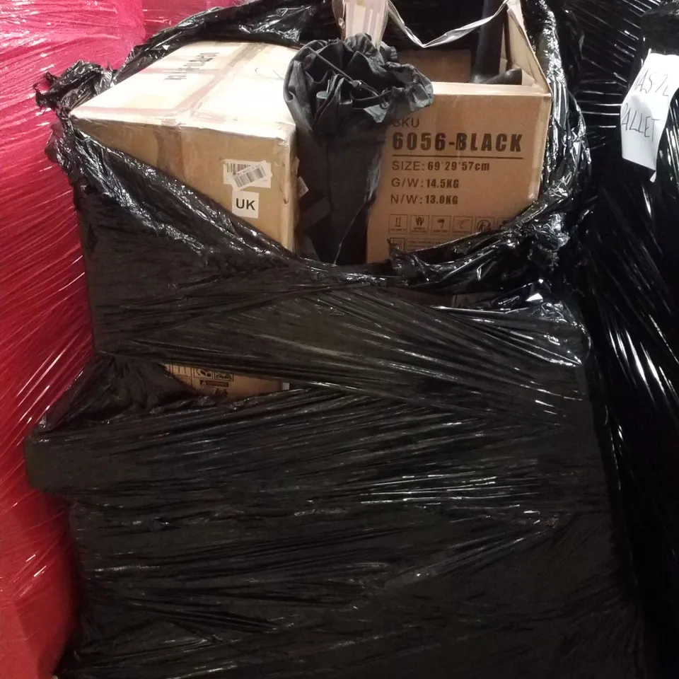 PALLET CONTAINING ASSORTED PRODUCTS INCLUDING OFFICE CHAIRS & CAMPING CHAIR