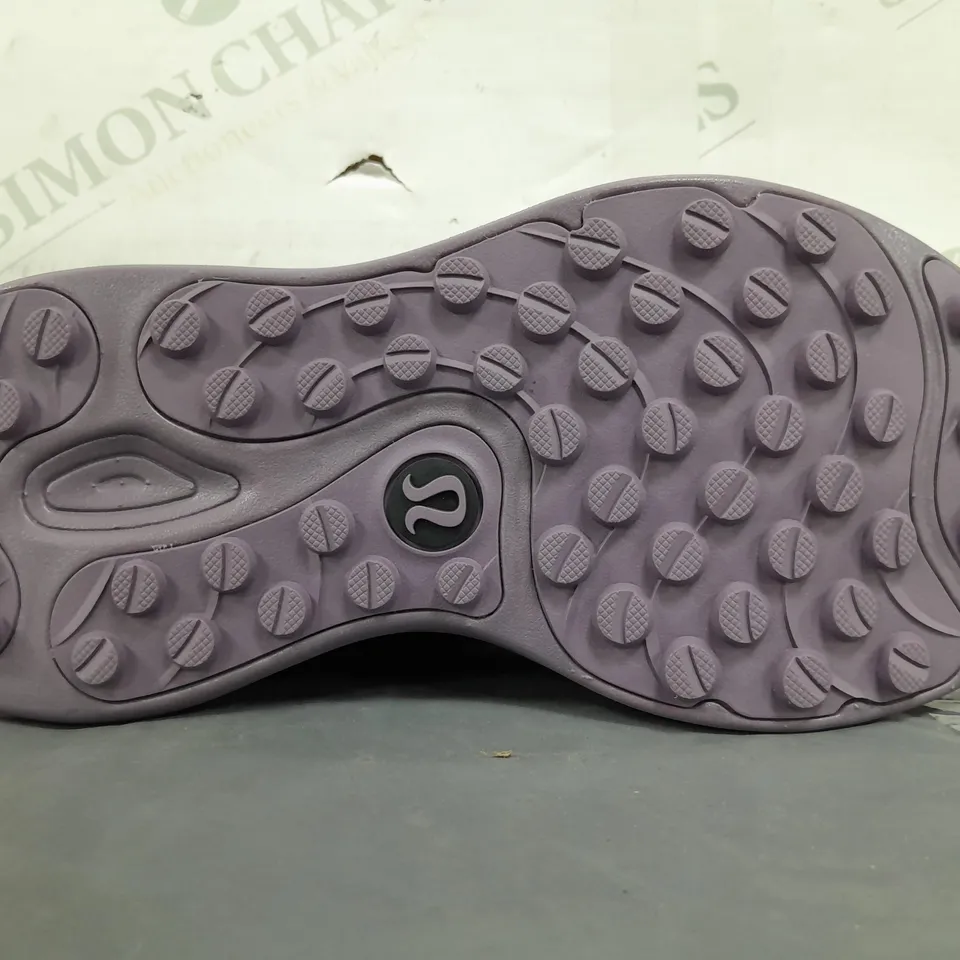 PAIR OF LULULEMON SHOES IN BROWN/PURPLE UK SIZE 4.5